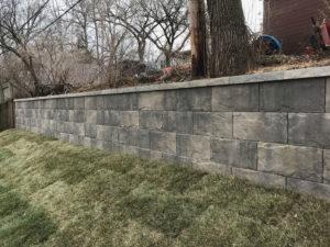 Big Bend Landscaping Build a Retaining Wall
