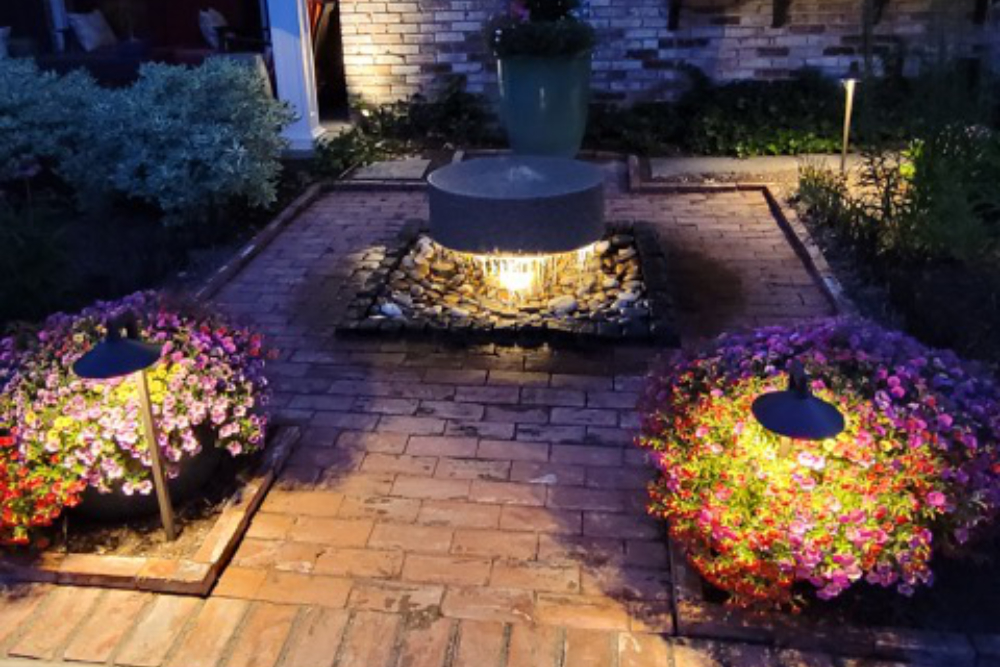 Big Bend Landscaping outdoor lighting and water feature