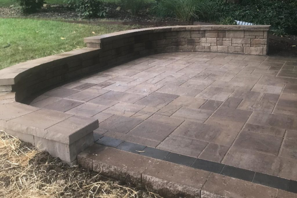 Big Bend Landscaping patio and retaining wall