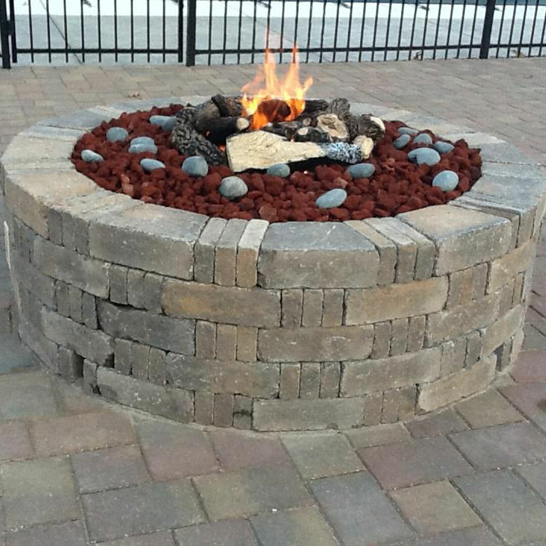 Big Bend Landscaping outdoor patio, firepit, fencing st. louis